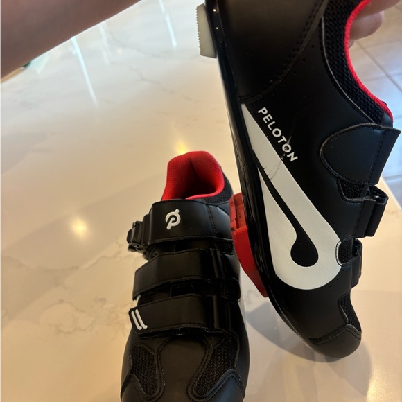 Peloton Cycling Shoes : Size 8 - Picture 5 of 7